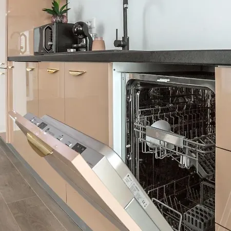 North Twin Apartment